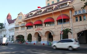 Arcadia Surabaya Hotel